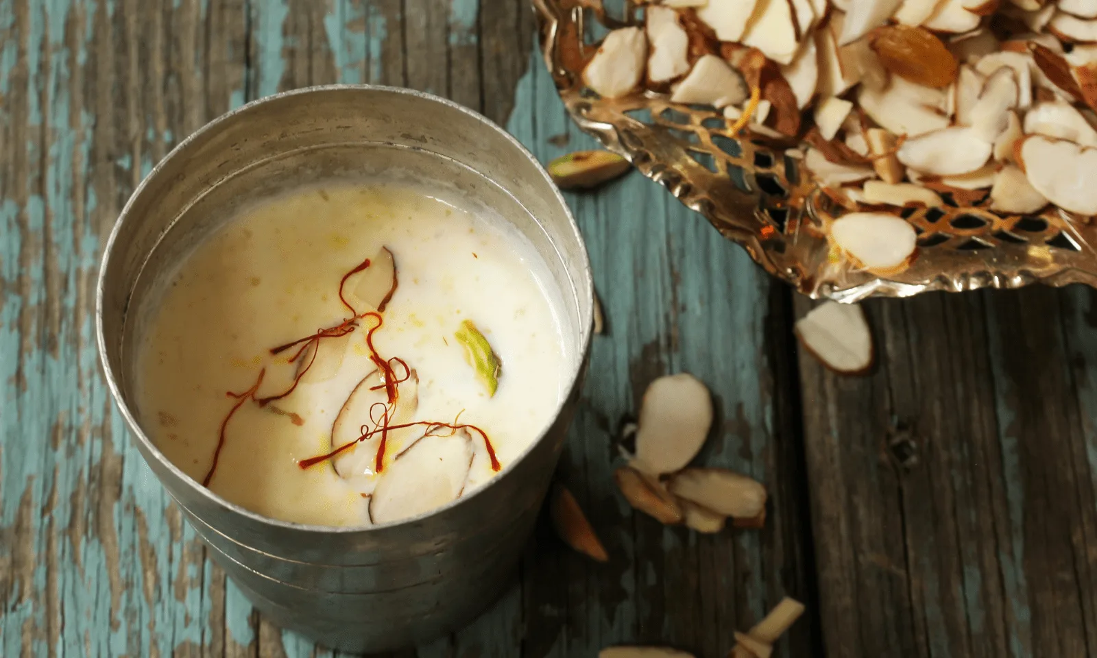 Saffron milk for pregnant women